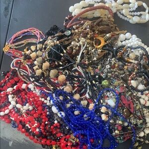 JUMBO VINTAGE 2 NOW NECKLACE LOT # PM- 4